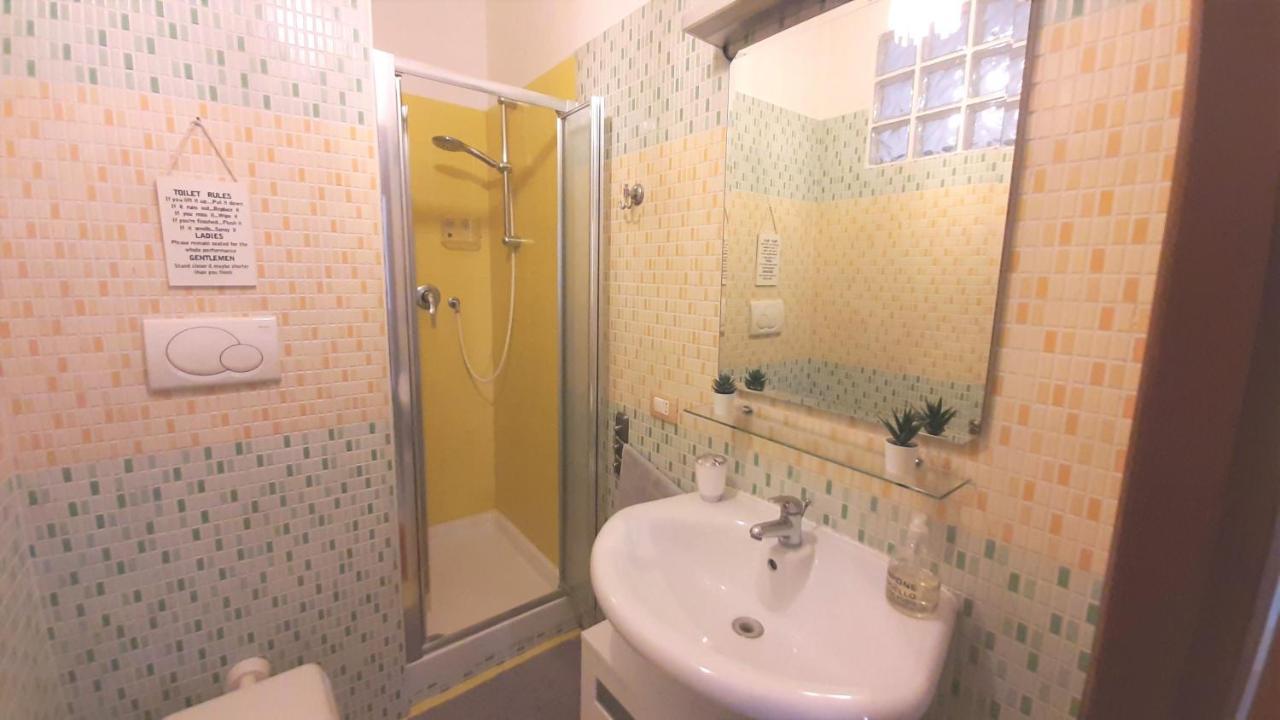 Colosseo B&B Рим Экстерьер фото